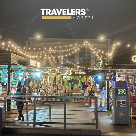 Travelers - Dubai Marina Hostel Exterior foto