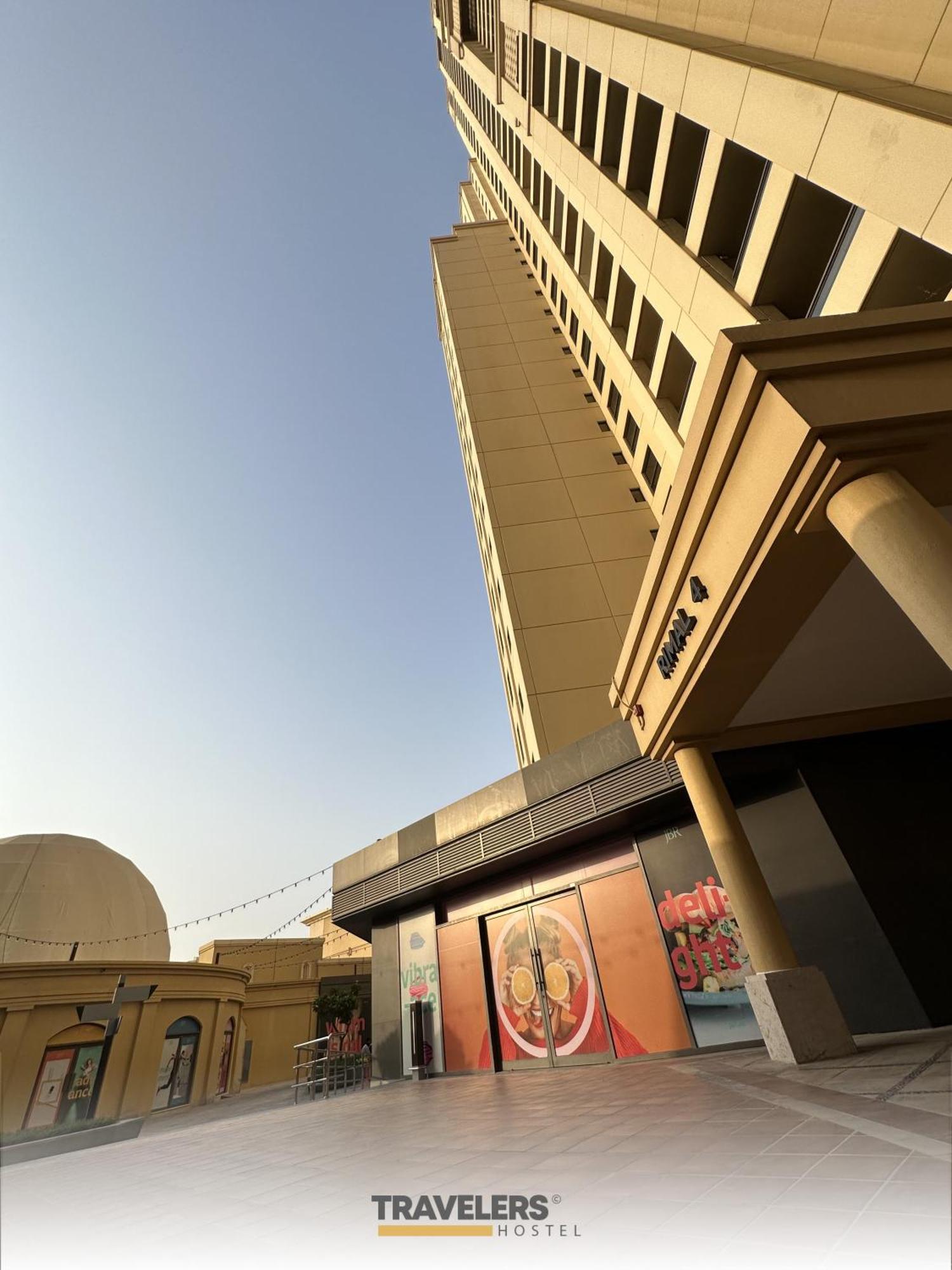 Travelers - Dubai Marina Hostel Exterior foto